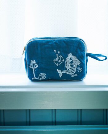 Håndlavet Blå Måne Makeup Clutch – Skønhedstilbehør til Rejser